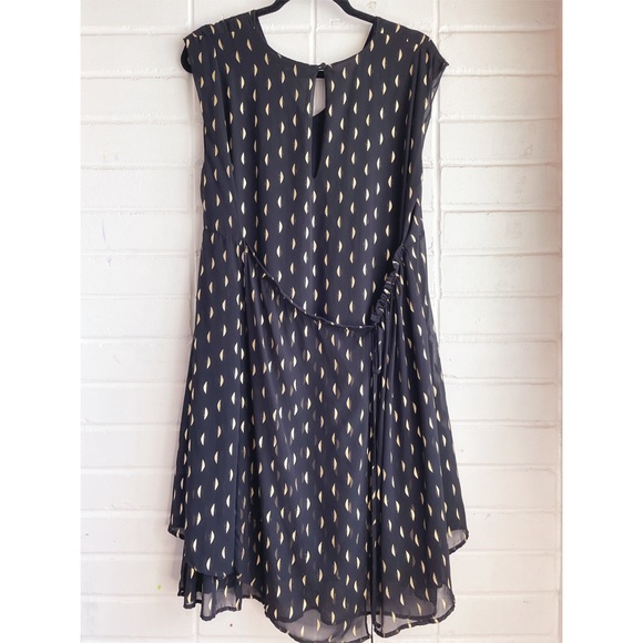 A Pea In The Pod Collective Concepts Black Clip Dot Maternity Dress - Picture 3 of 10